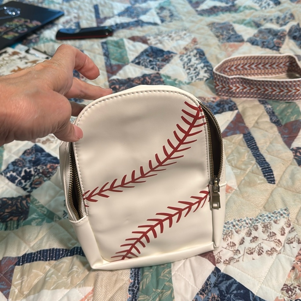 Medium size baseball back pack or shoulder bag brand new never used